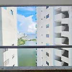Amplio Apartamento Para Grupos Cerca Al Mar Por Parceros Group